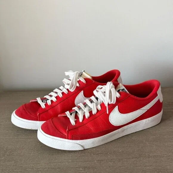 Nike Blazer Low Sneaker in Gym Red Leather Size 11.5 - Picture 3 of 7